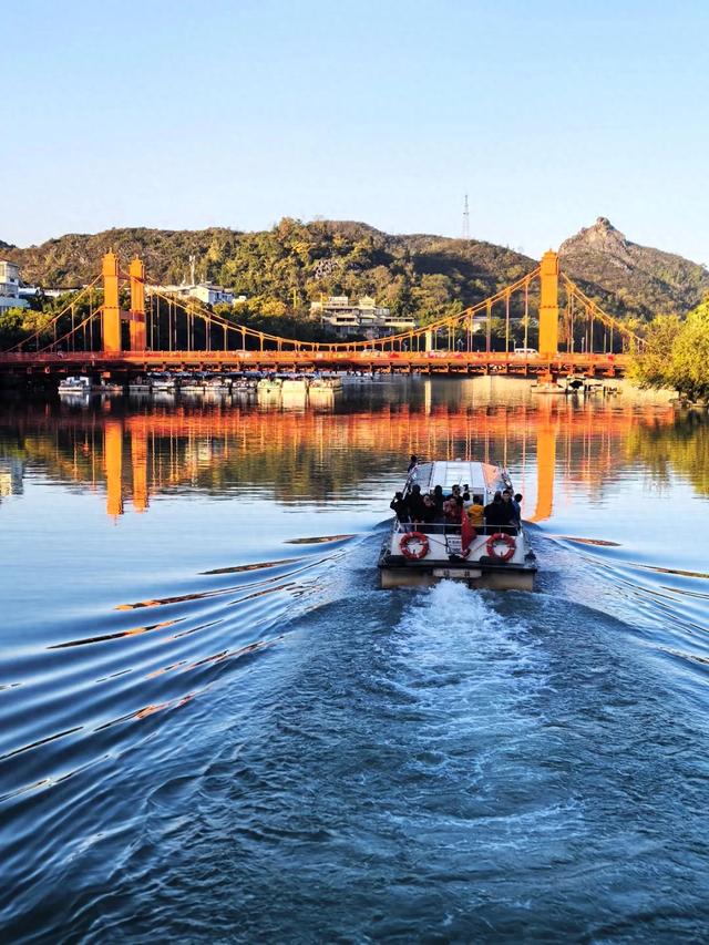 桂林:邂逅榕湖别样情!