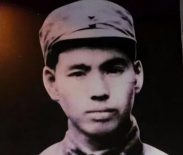 师政委上任，师长见到他后愣住了：你不是我当年的那个勤务兵吗？