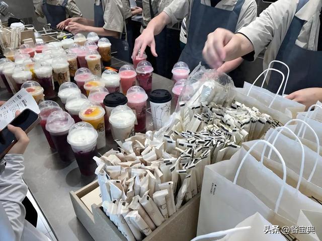 “史诗级”外卖大战，赶紧结束吧