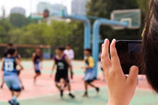 "一人一城"的少帅终究谢幕	，泪目！杨鸣告别辽篮