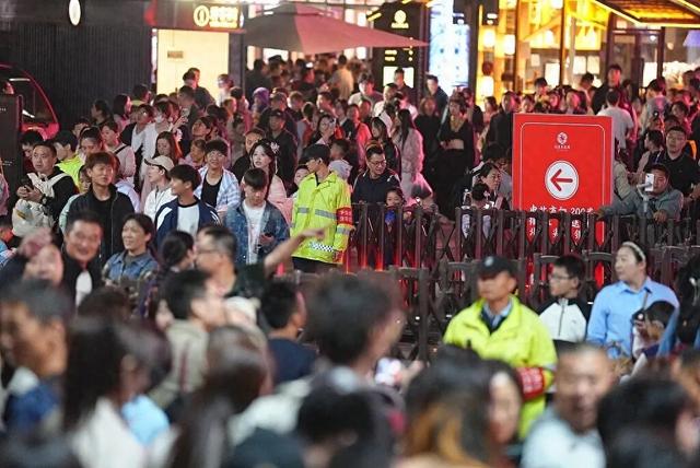 “挤进去瘦2斤，挤出来再瘦3斤”