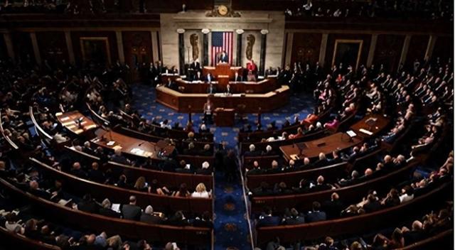 美方撕毁休战协议，喊话中国停止对日本制裁，同时宣布对华加税