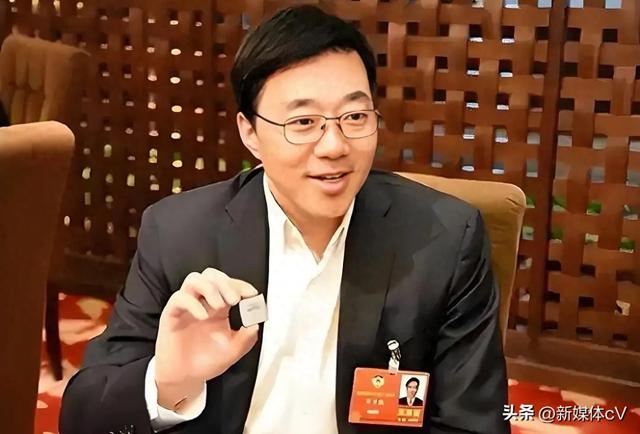 硅谷梦碎回国创业，“中国芯之父”邓中翰如何带领东方逆袭西方