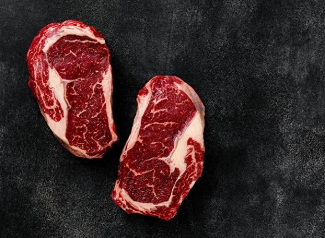 科学家最新研究试图颠覆“红肉致癌”、“动物蛋白有害”观点