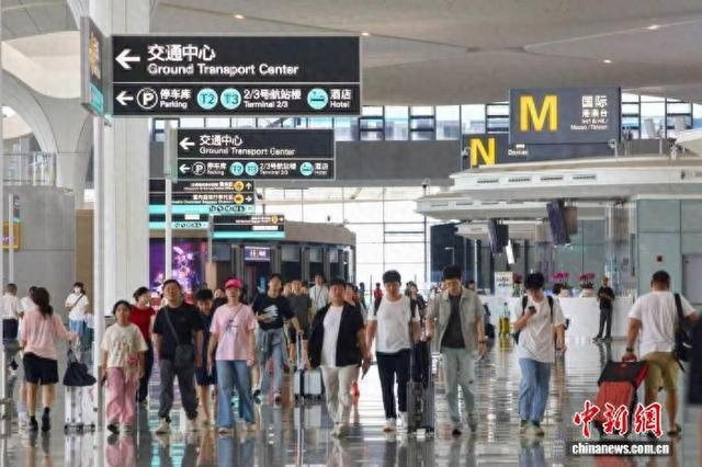 免签政策带热入境游 杭州机场多项运输数据显著增长