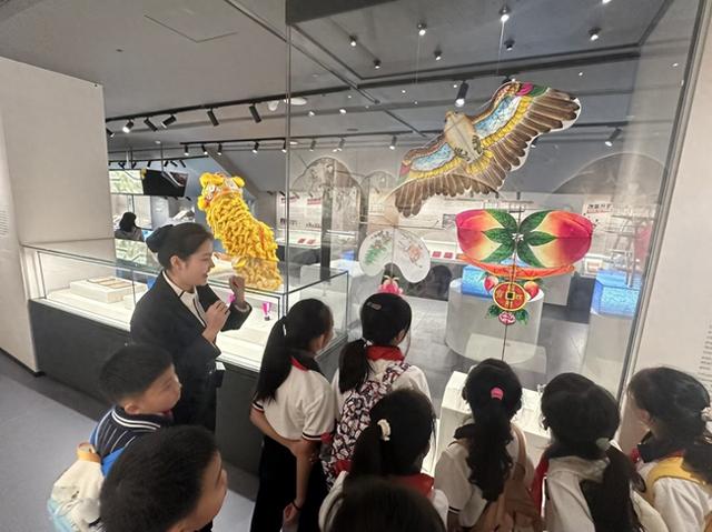 吸引逾万人次参观！广东体育博物馆迎来打卡热潮