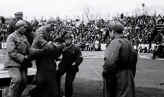 刘青山与张子善贪污171.6亿旧币，如今这笔钱相当于多少人民币