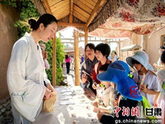 敦煌“复活”汉代关市：打造沉浸式研学之旅