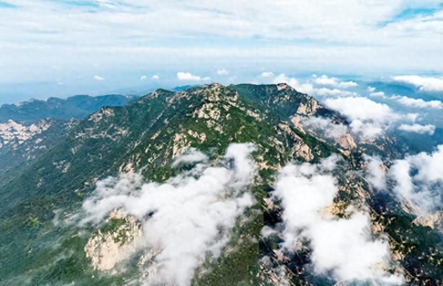 天下泰山丨凌云之上 壮美泰山