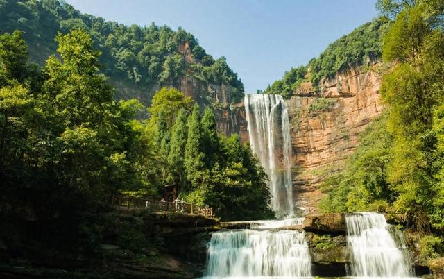 贵州这座“千瀑之市”，宛如一幅山水画卷、景色优美，值得一去