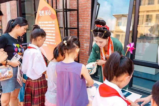 千年瓷都焕新文旅地标 为国庆中秋假日添亮色