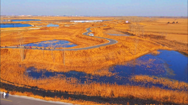 河北这条天路美出圈，快来挑战380道弯→