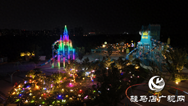 高温催热“夜间模式” 城市露营地成夏夜消费新地标