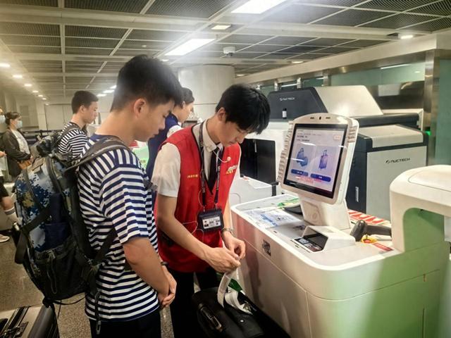 致敬最可爱的人！青岛机场多举措推进“军人依法优先”服务