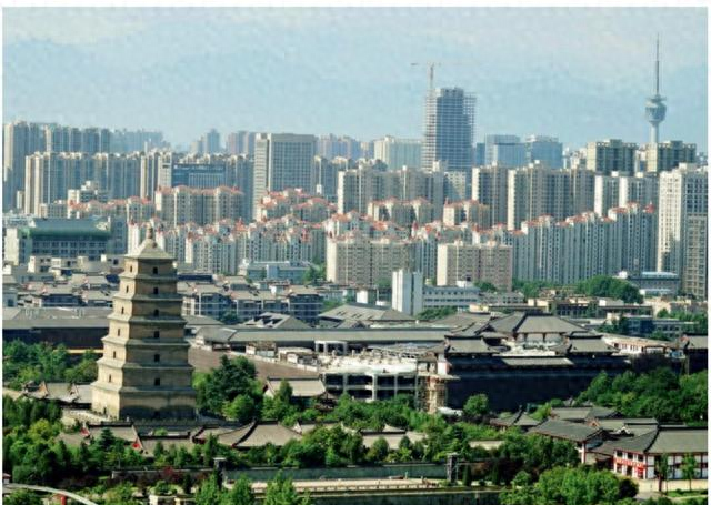 都市破解版游戏（2003年拆墙第一人）