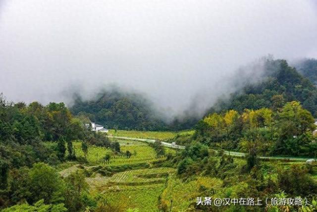寻秋红军路