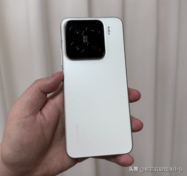 小米放弃高利润！12GB+512GB突降1314元，优质“小钢炮”彻底清仓
