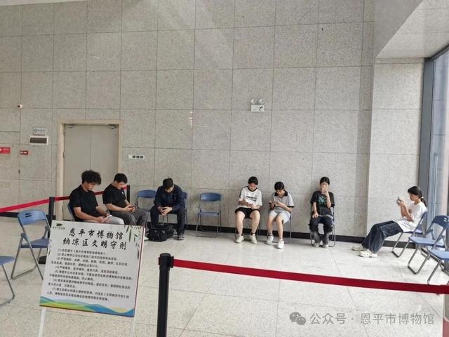 市博物馆设立纳凉区 彰显人文关怀温度