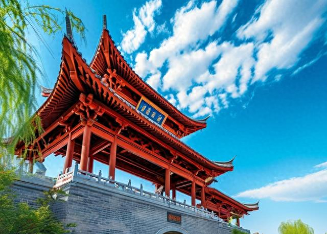 郑州愣了	，洛阳惊了，开封怎么就成了全民向往的温柔乡？