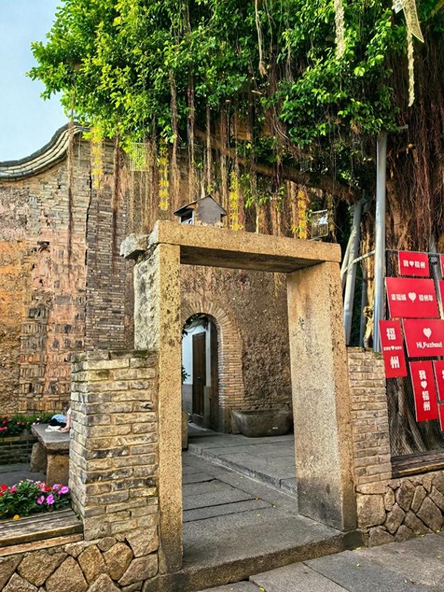 一个刚从福州回来的人警告：别轻易去，这座城会搞乱你的时间感