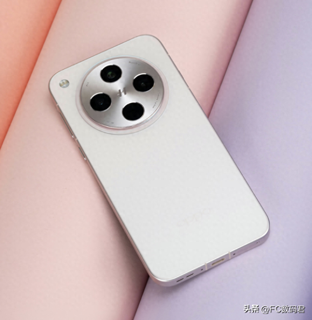 纠结党必看！OPPO Find X8、vivo X200、真我 GT7 Pro、iQOO13咋选？