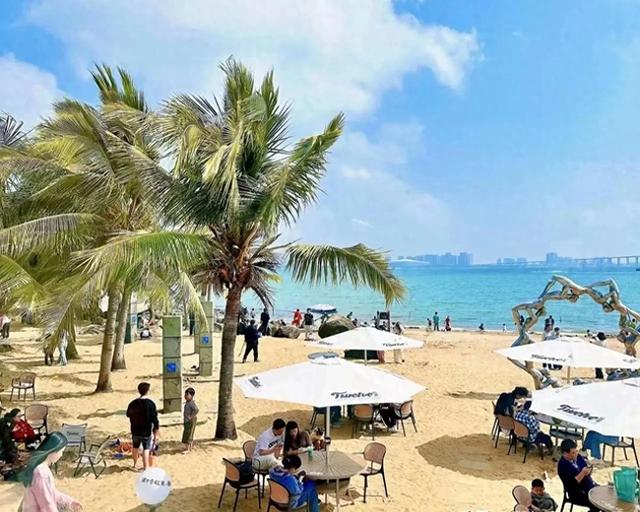 广东湛江27岁初中女老师，与中山男朋友异地3年了，分手还是继续