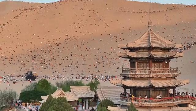敦煌旅游热度持续上涨 文旅消费市场活力涌流