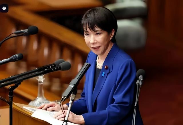 高市早苗提无理要求	，中方送出“8个大字	”，22个日团体抗议高市