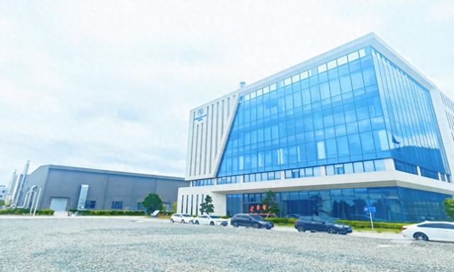 恒坤新材IPO上市：深耕光刻与前驱体材料 助力集成电路产业自主可控