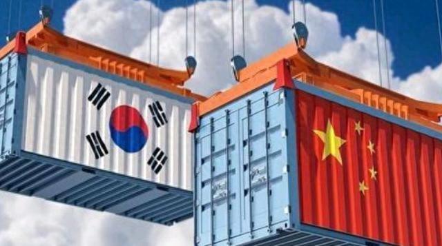 中方确认出席朝鲜80周年庆，不到24小时，王毅接到韩国外长电话