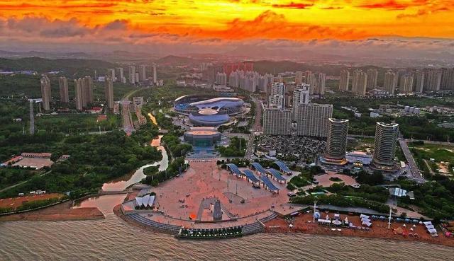 五日探亲行：北京的梦与葫芦岛的情