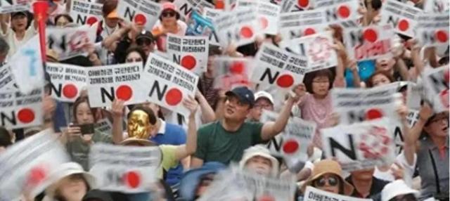滚回中国！韩媒称中国外交官就首尔反华示威，向韩国政府寻求保护