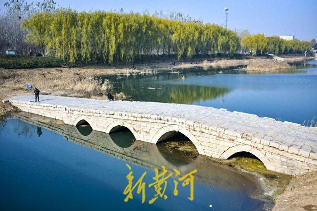泄洪结束 济南明代古桥“浮出水面”现全貌