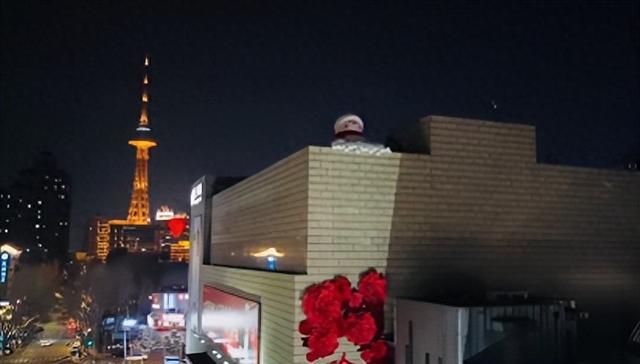 等你来打卡！6米高“托塔雪天王2.0”亮相哈尔滨市香坊