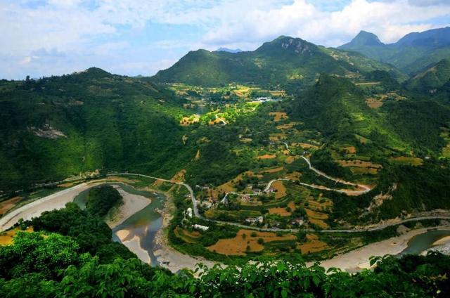 沿着公路看陇南 · 徽县