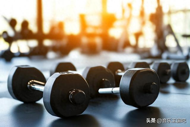 关节自由行动派，百草堂助力全民健身新主张！