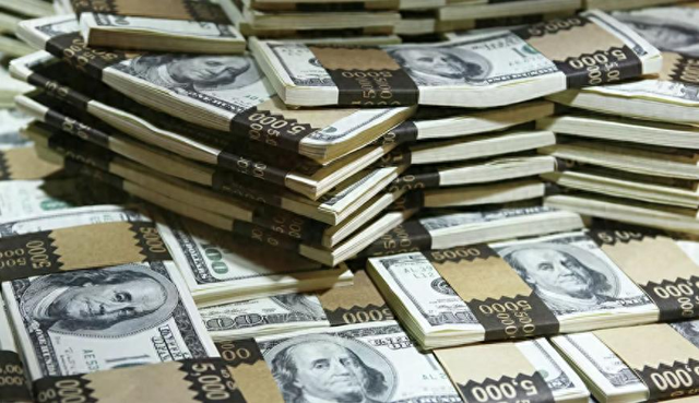 游戏结束？中方抛售美债至新低，特朗普访华不变，中美再掰手腕