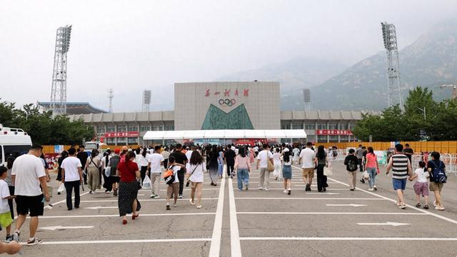 2025“大美岱岳·青春之城”演唱会第五季在岱岳区举行