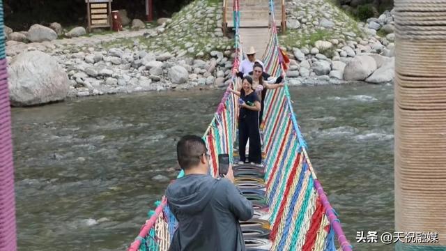 祁连山冰沟河景区：“清凉经济”激活文旅发展新活力
