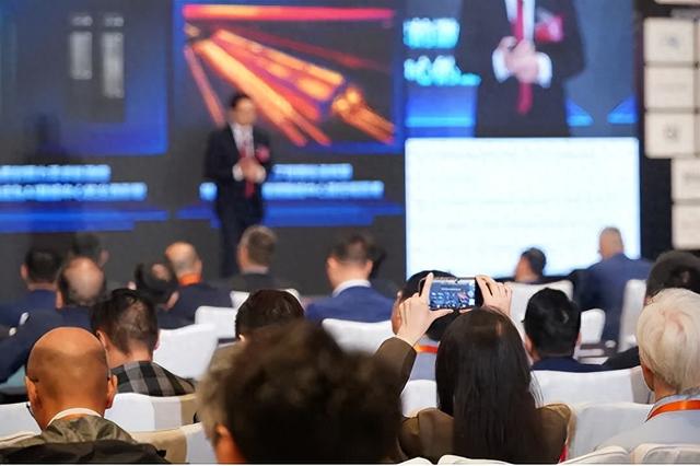 新华三Digital Tour 2025在香港举行 “Synergy+”开启数字港澳美好明天