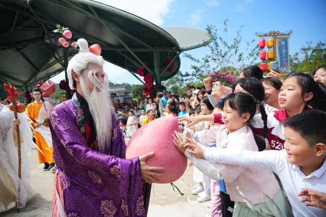 仙山福地东莞观音山太会玩了！寿星公驾临仙侠会，送你福寿好彩头