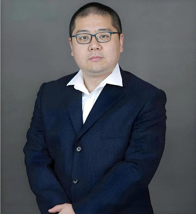 四川大学数学学院吕琦教授荣获2025年“科学探索奖”