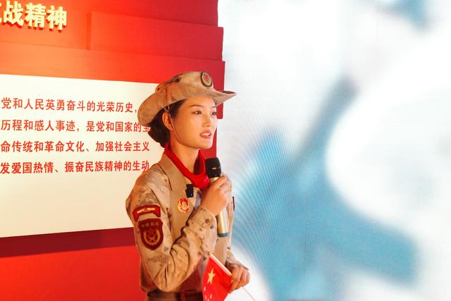 郑州博物馆举行“国旗·让我托举你”主题系列活动
