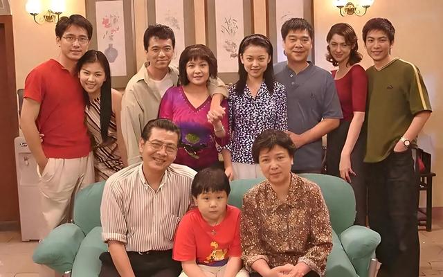 以为退休享福，其实悄然离逝，外来媳妇本地郎11位演员再也见不到