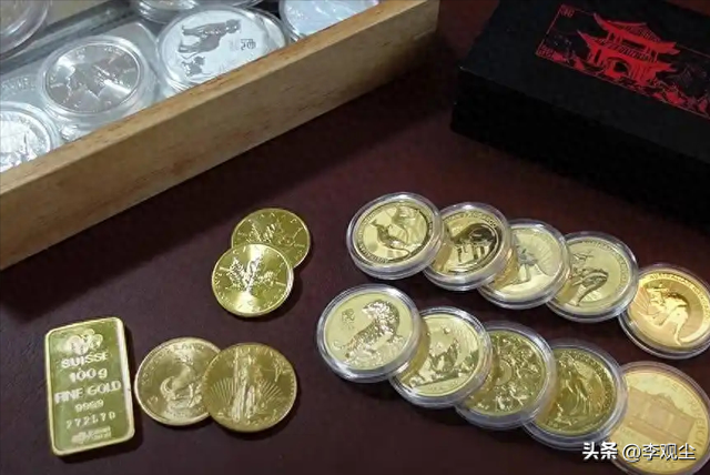西方冻结俄3000亿外汇后，各国央行疯抢黄金，普通人该跟风吗？