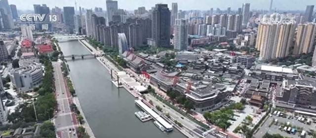 上合组织天津峰会丨听相声、品民俗 外国游客“买买买”不停 体验津津有味“国际范儿”