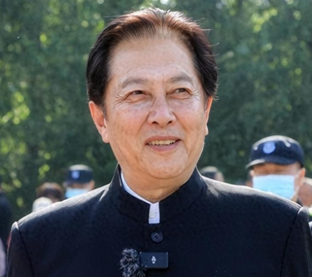 善恶终有报！73岁唐国强疯狂捞金？天价医疗账单压垮老戏骨！