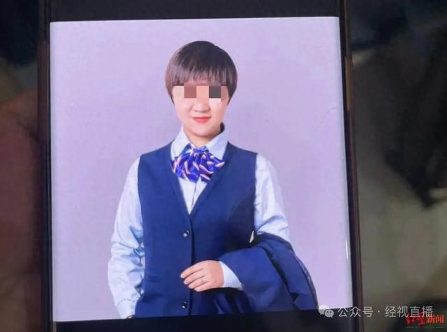 36岁银行经理和丈夫先后自杀，被指大量挪用储户存款	，生前花180万元订豪车，留下2个幼女