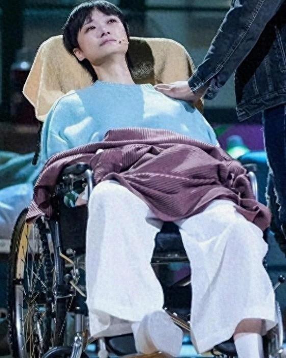 嫁法国老头真相澄清5个月，41岁李宇春近况曝光，丝毫不觉得意外