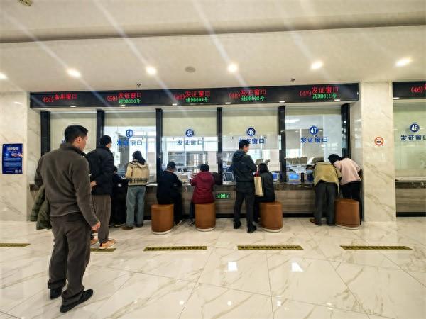 二合一的房产证它的样本是怎样的？（多格合一新探索60多本房产证拿到了）